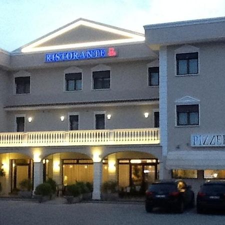 Hotel Belfiore Salzano Екстериор снимка