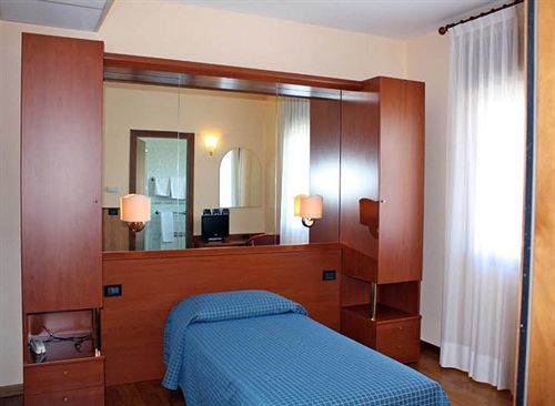 Hotel Belfiore Salzano Екстериор снимка